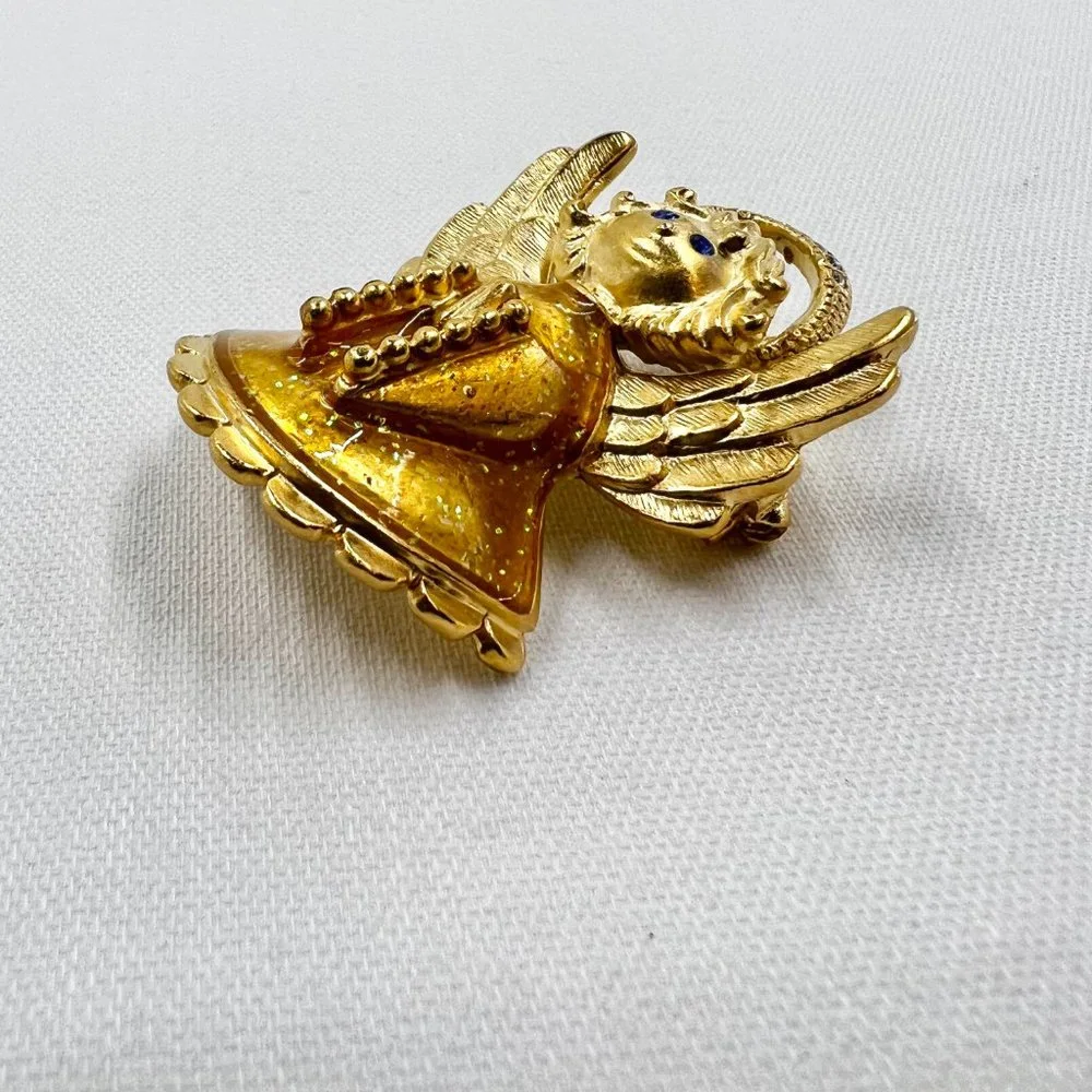 NWOT - Anne Klein - Adorable Enameled Dress Praying Angel Matte Gold Tone Brooch - Picture 4 of 8